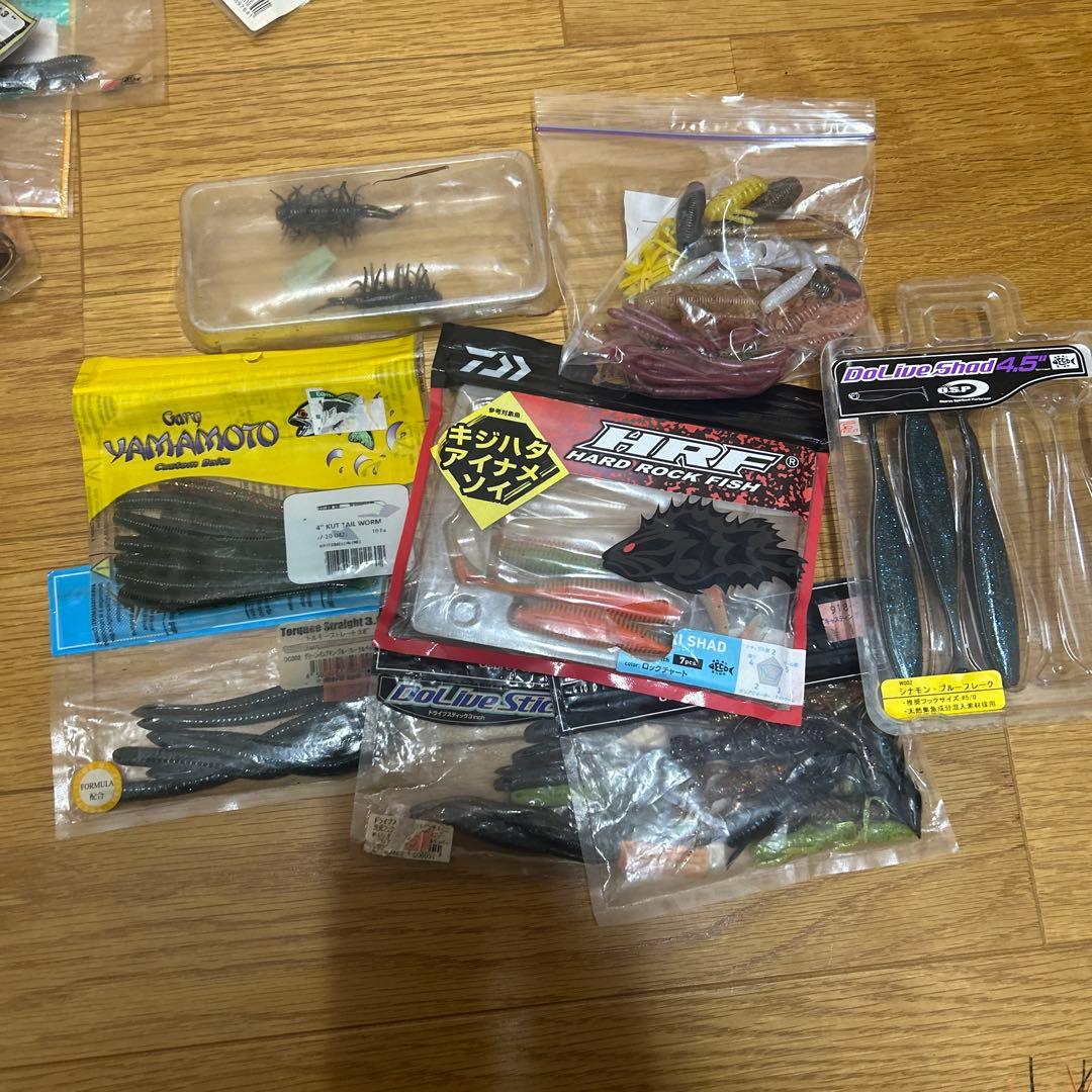 バス釣り引退　ワーム大量55品セット　※詳細は写真２枚目から