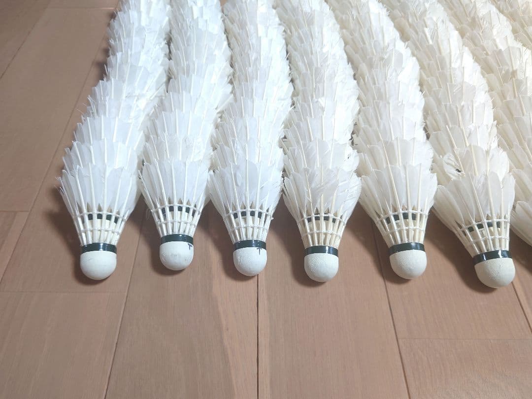 中古　シャトル　バドミントン　エアロセンサ500メイン　150個　YONEX