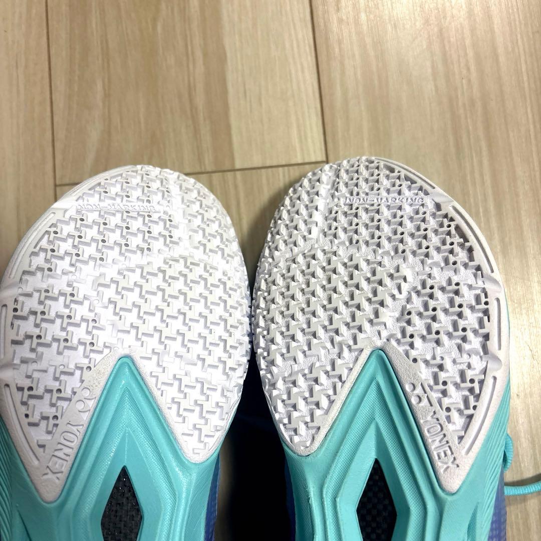 YONEX エアラスzメン 26.0cm 水色/紫