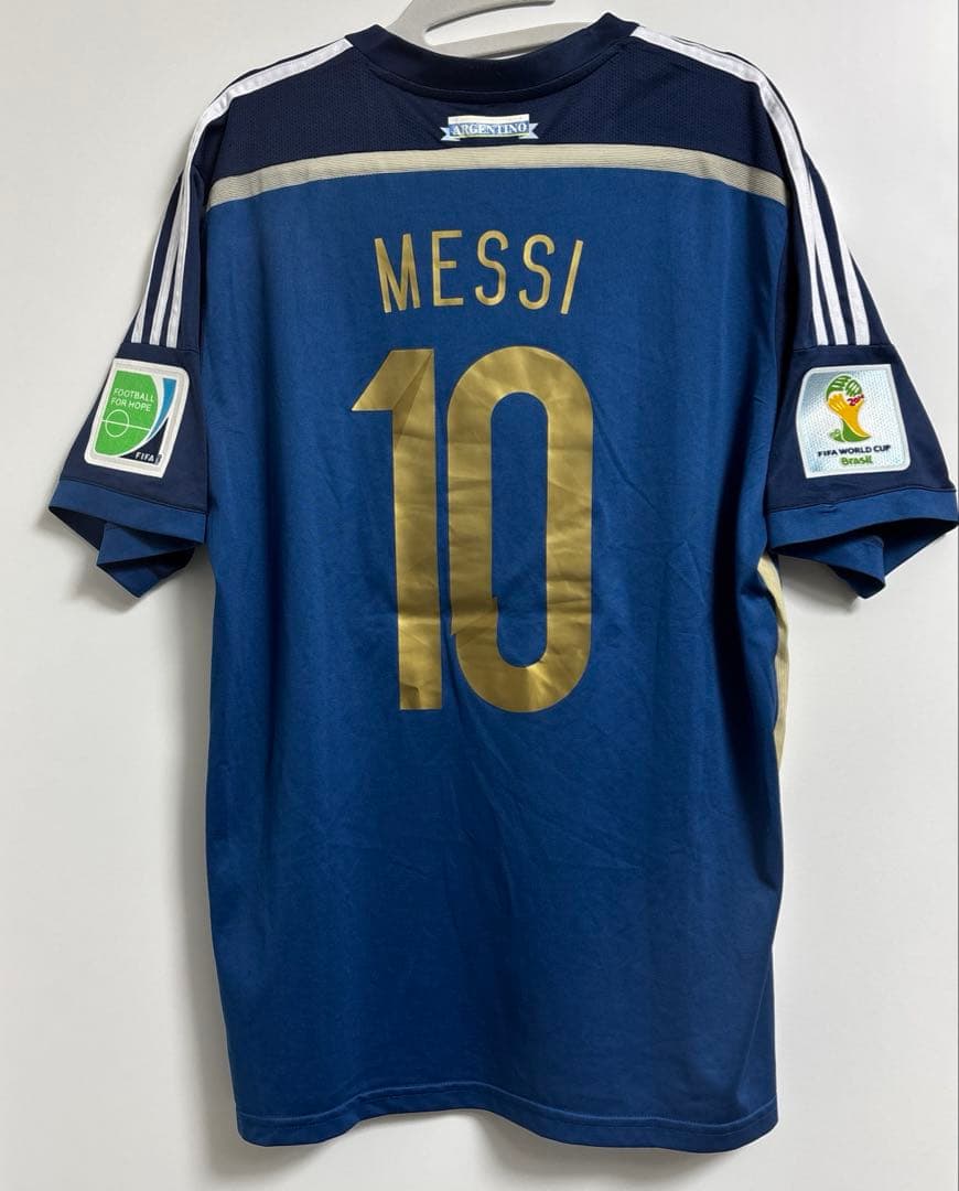 サッカーアルゼンチン代表2014 アウェイユニフォーム