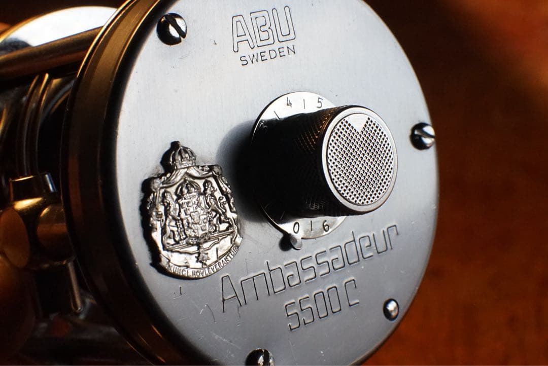 ABU アンバサダー 5500C メンテ済 フレーム修正済