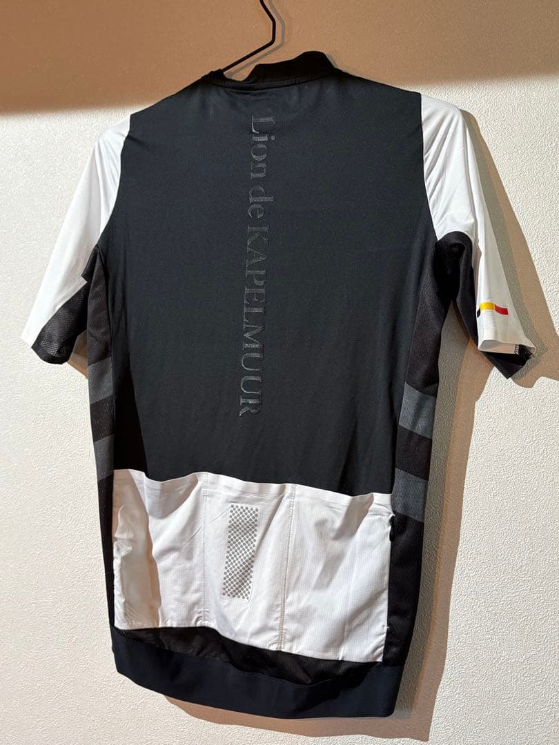 Lion de Kapelmuurサイクルジャージ