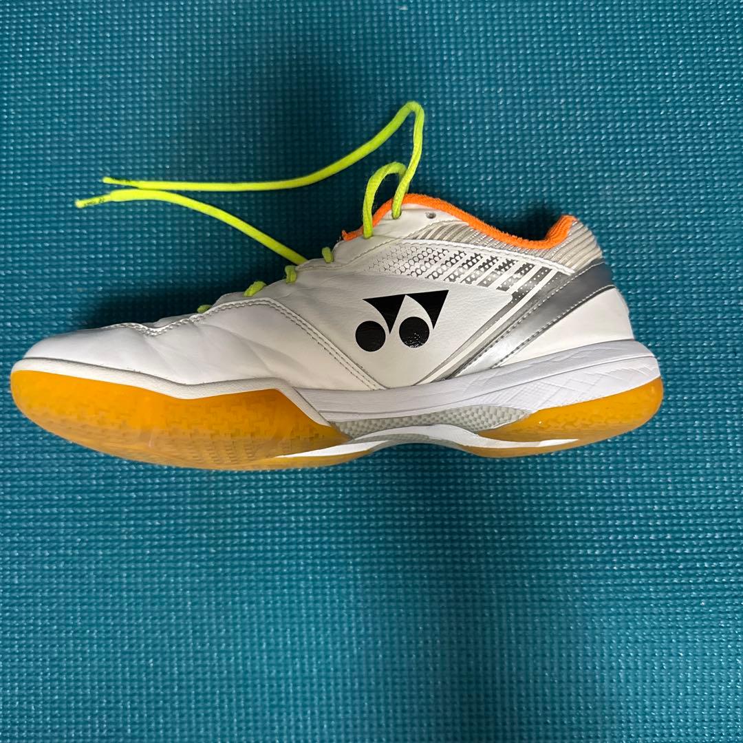 YONEX パワークッション65z 4e 26.5㎝