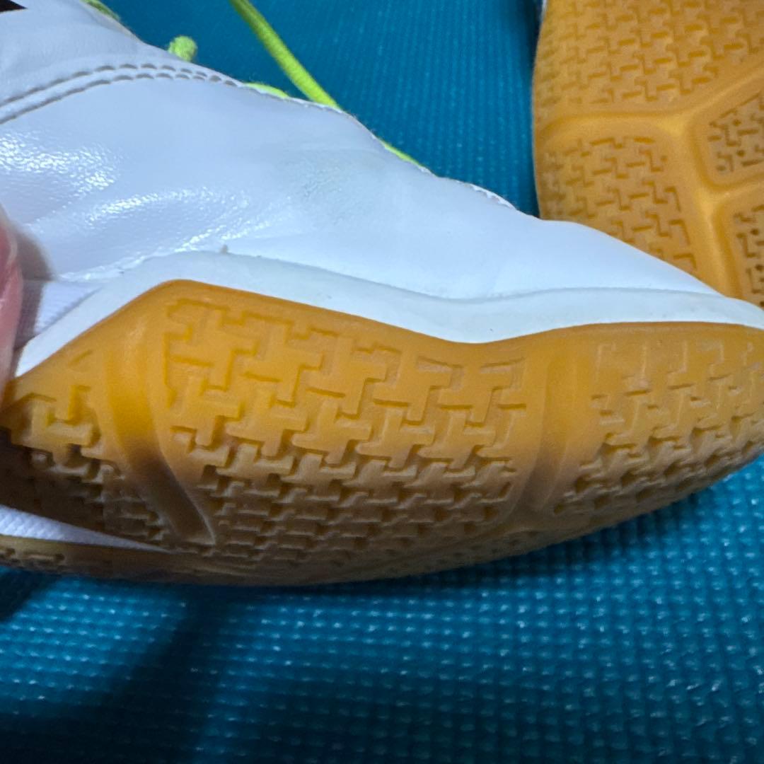 YONEX パワークッション65z 4e 26.5㎝