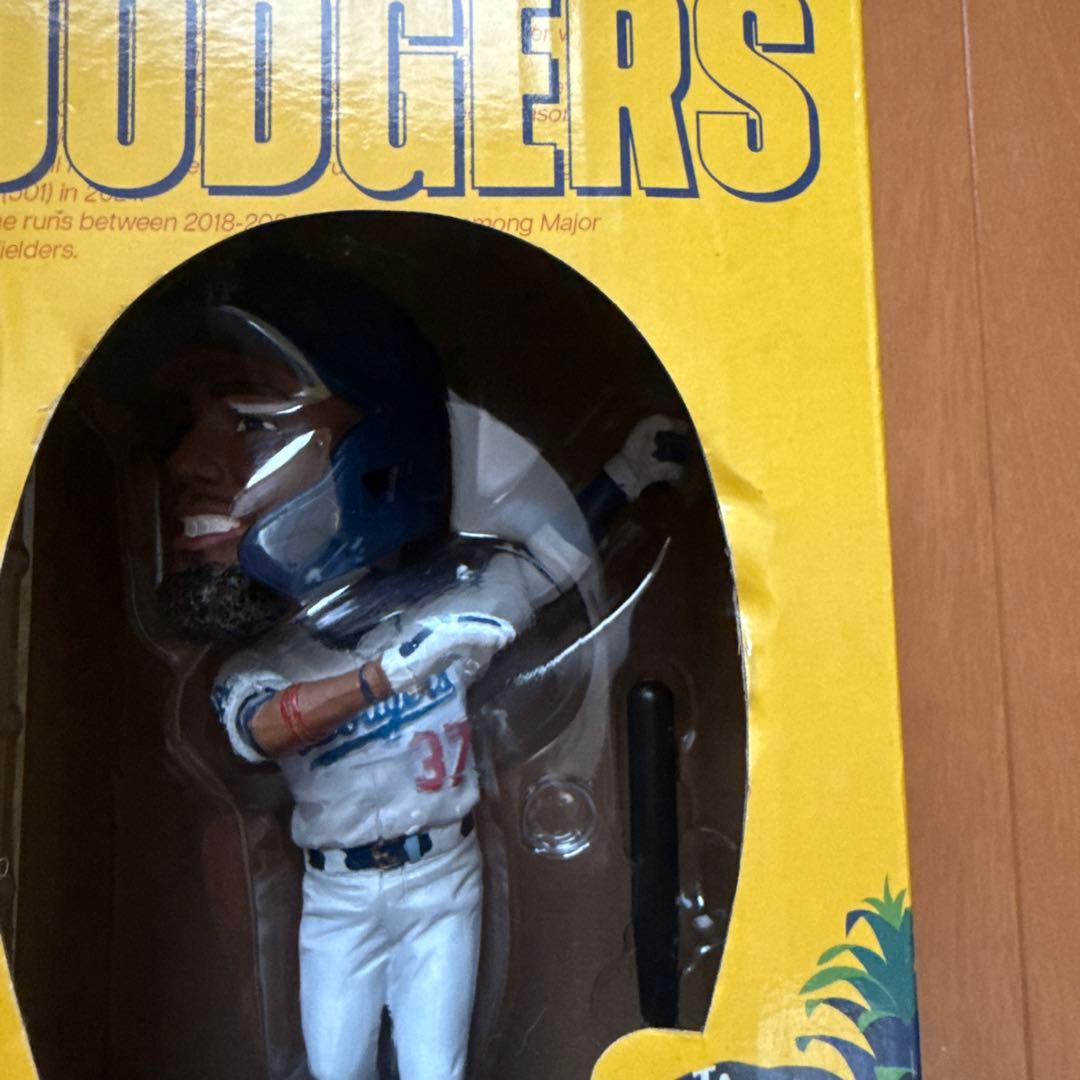 ドジャース　TEOSCAR HERNANDEZ ボブルヘッド