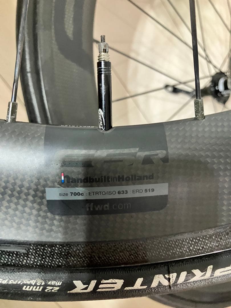 FFWD F6R チューブラーカーボンホイール　スプロケなし