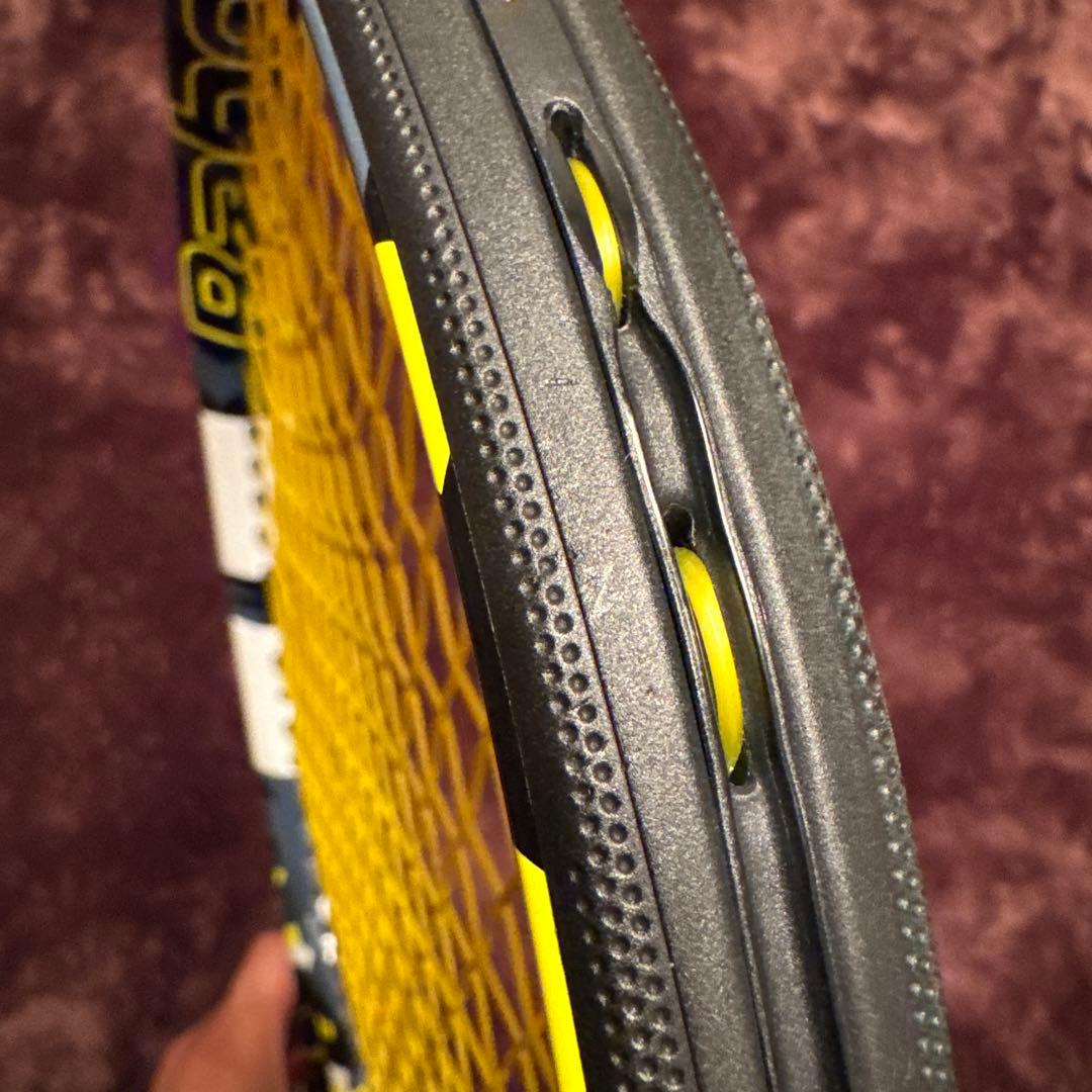 Babolat ピュアアエロ2023