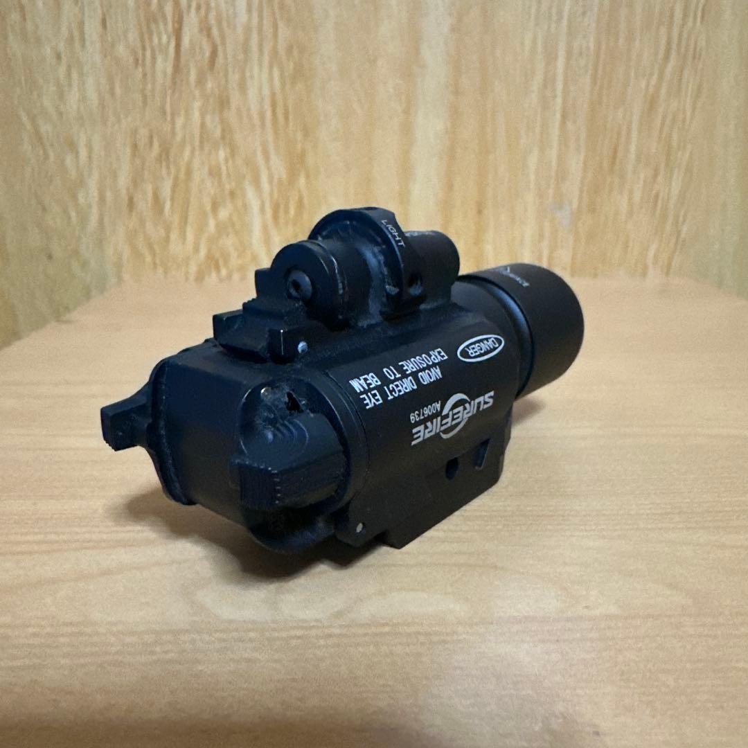 SUREFIRE Ｘ400 レプリカ