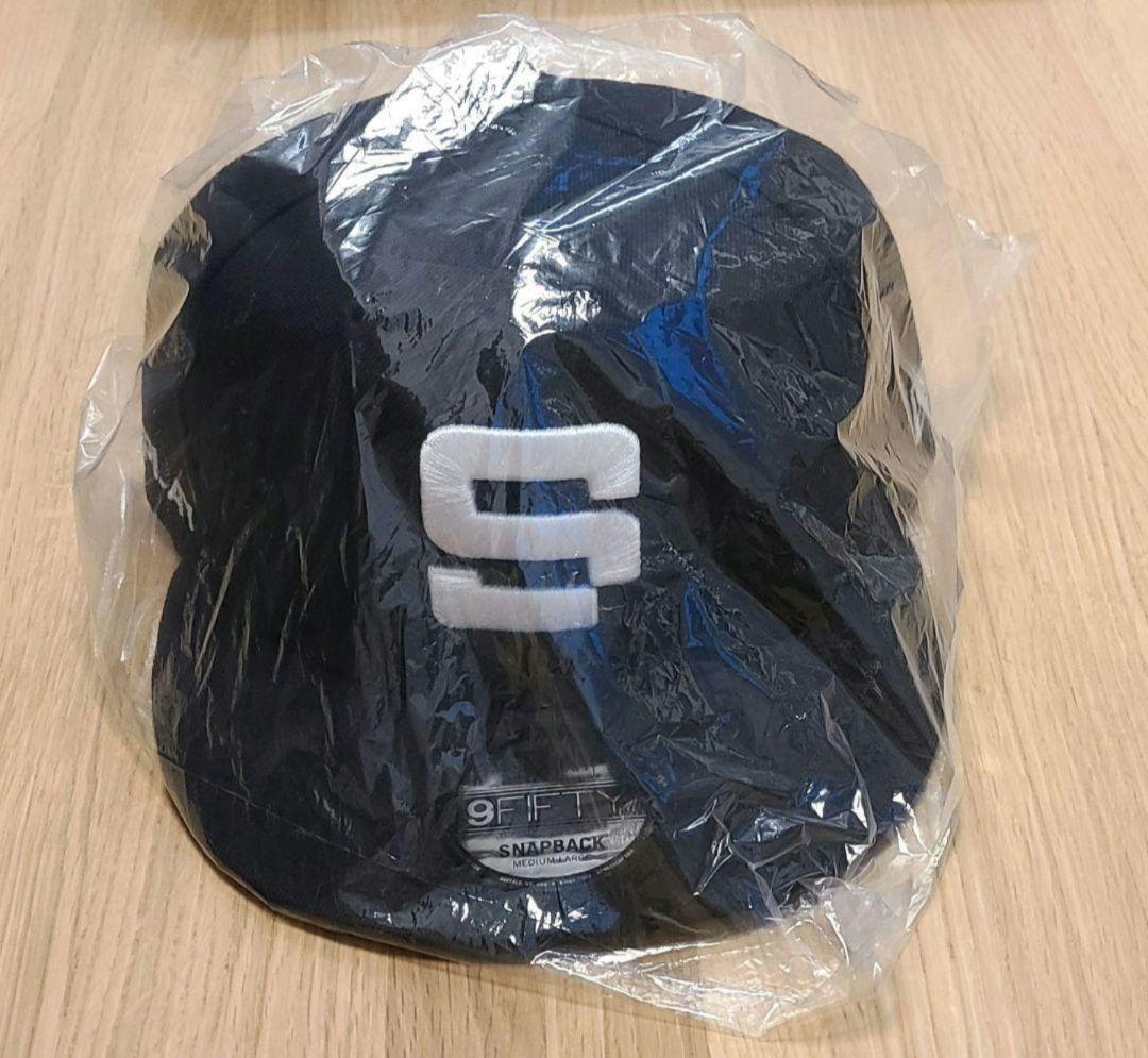 シュアプレイ ニューエラ 牧秀悟選手 キャップ ブラック Sロゴ 新品未使用
