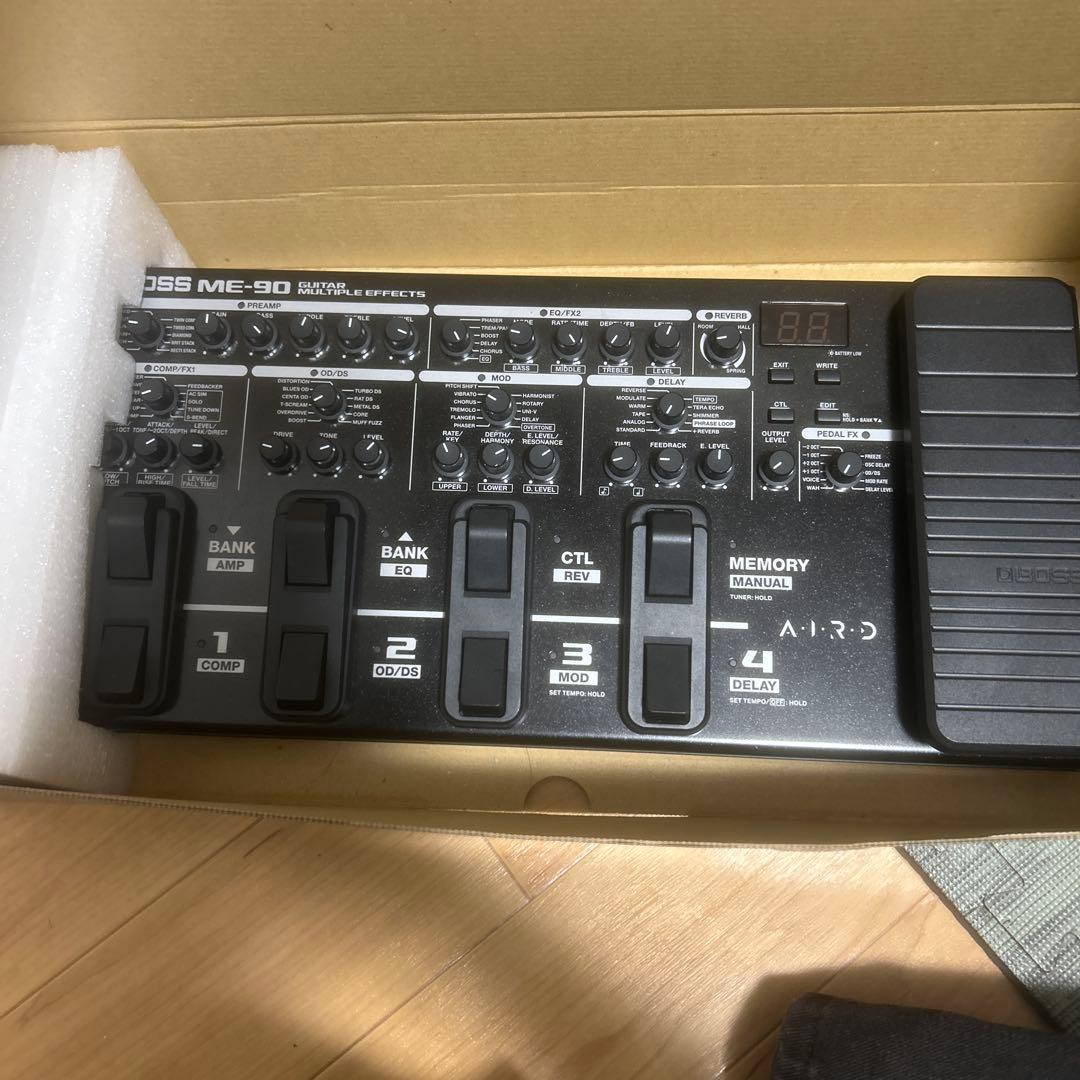 BOSS ME-90 マルチエフェクター お値下げ交渉致します！