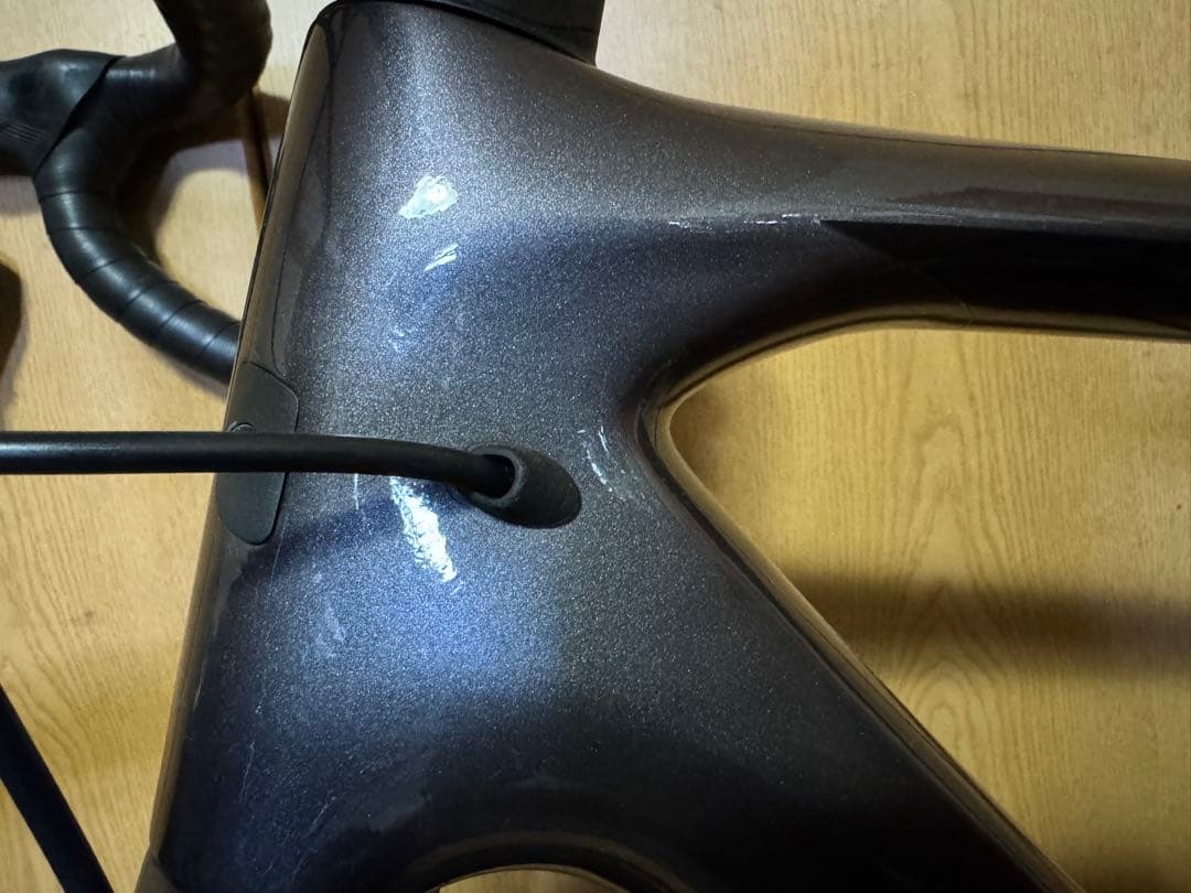 GIANT DEFY ADVANCED 1 2023 年　12速　105Di2