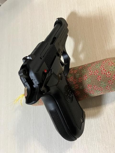 ＷＡ　ベレッタ M84F（ガスブローバック）