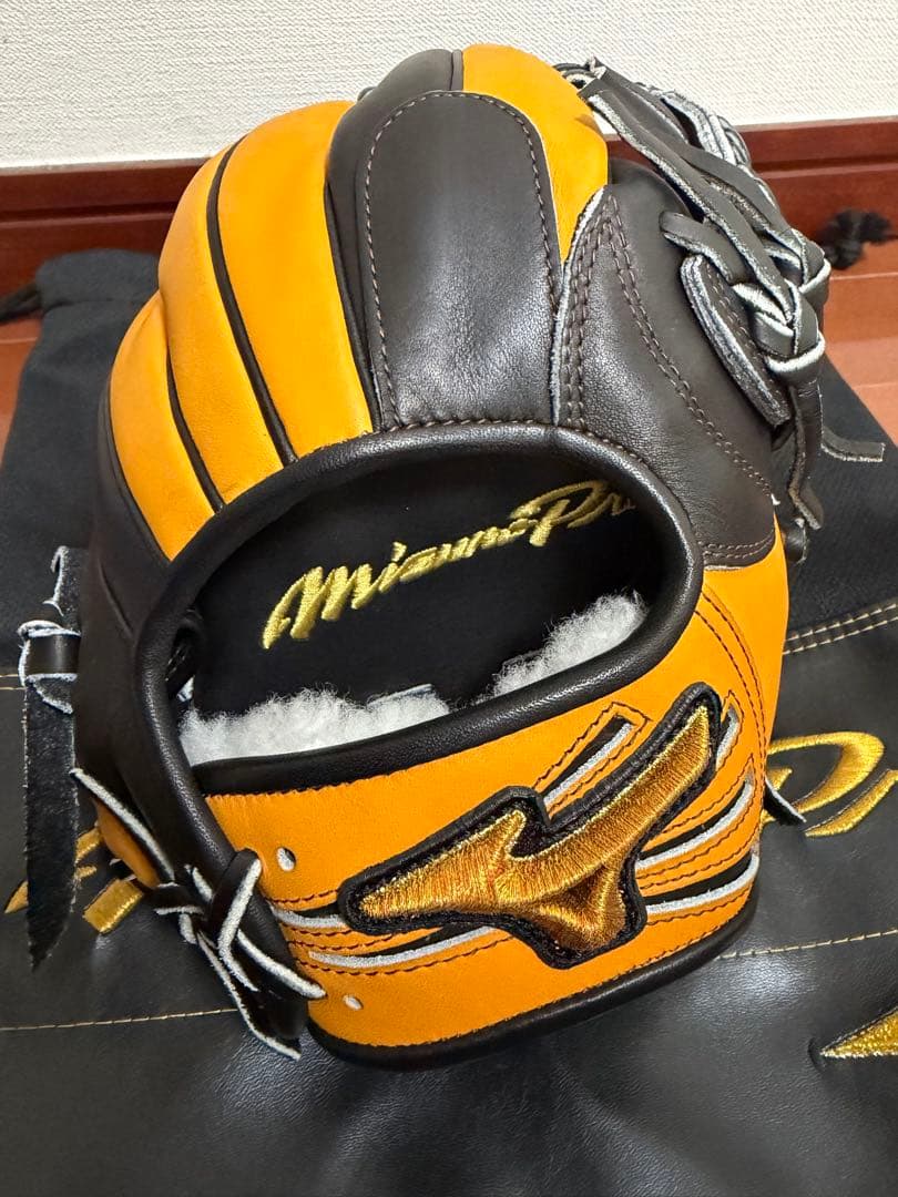 た*く　Mizuno Pro 軟式限定グローブ