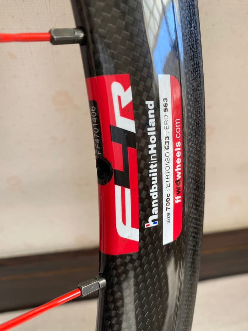 FFWD　F4RJAPANLimitedカーボンチューブラーモデル