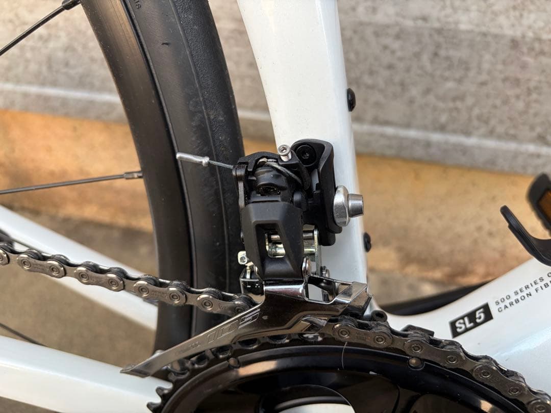 TREK Madone SL 5 Gen 8 ロードバイク Mサイズ ホワイト