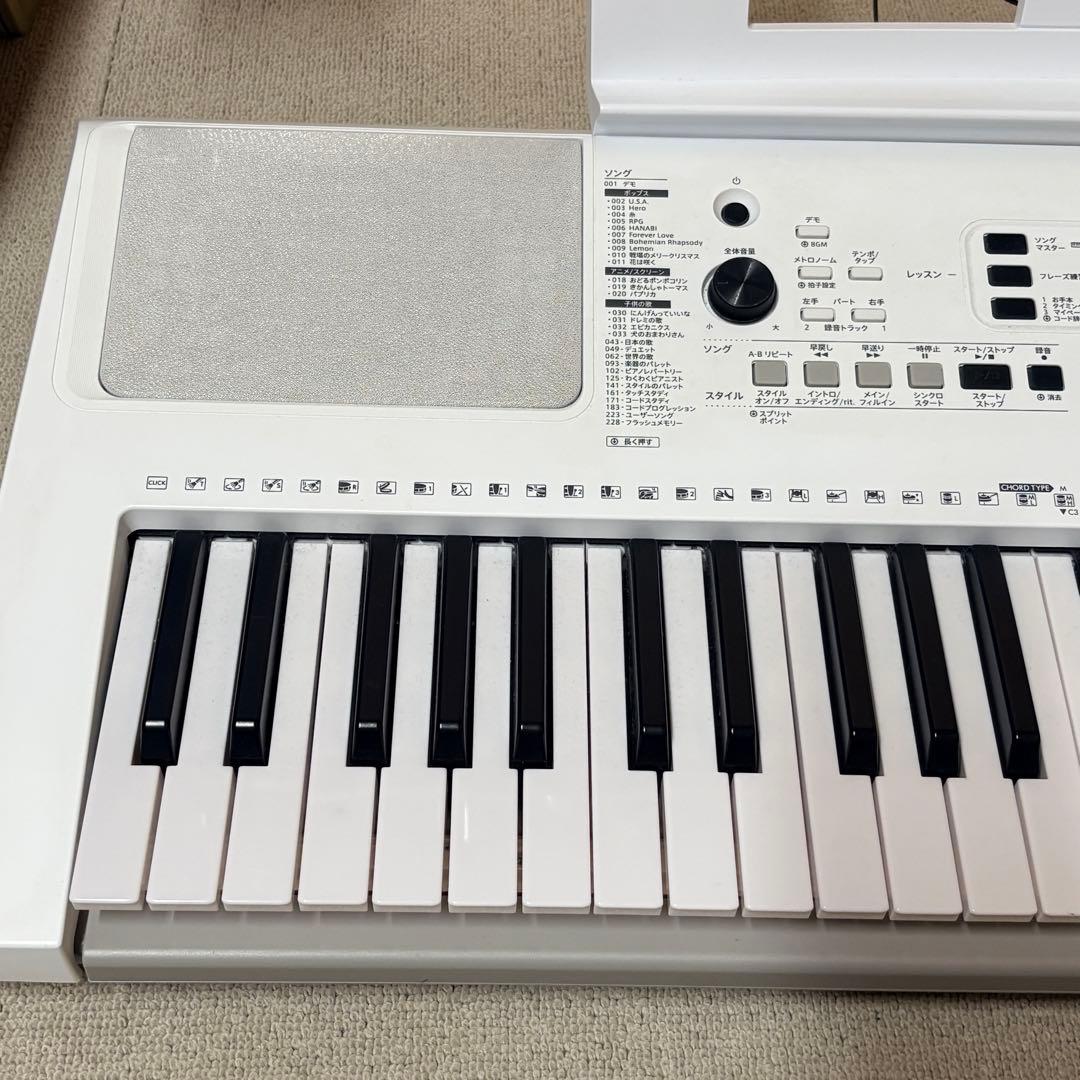 YAMAHA　電子キーボード　EZ-300 ピアノ