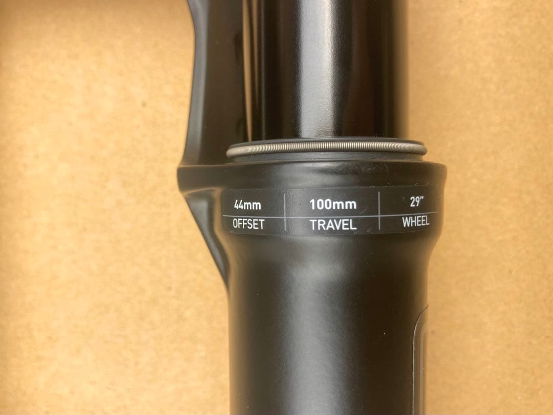 美品ロックショックスSID SL SELECT29 100mm ROCKSHOX