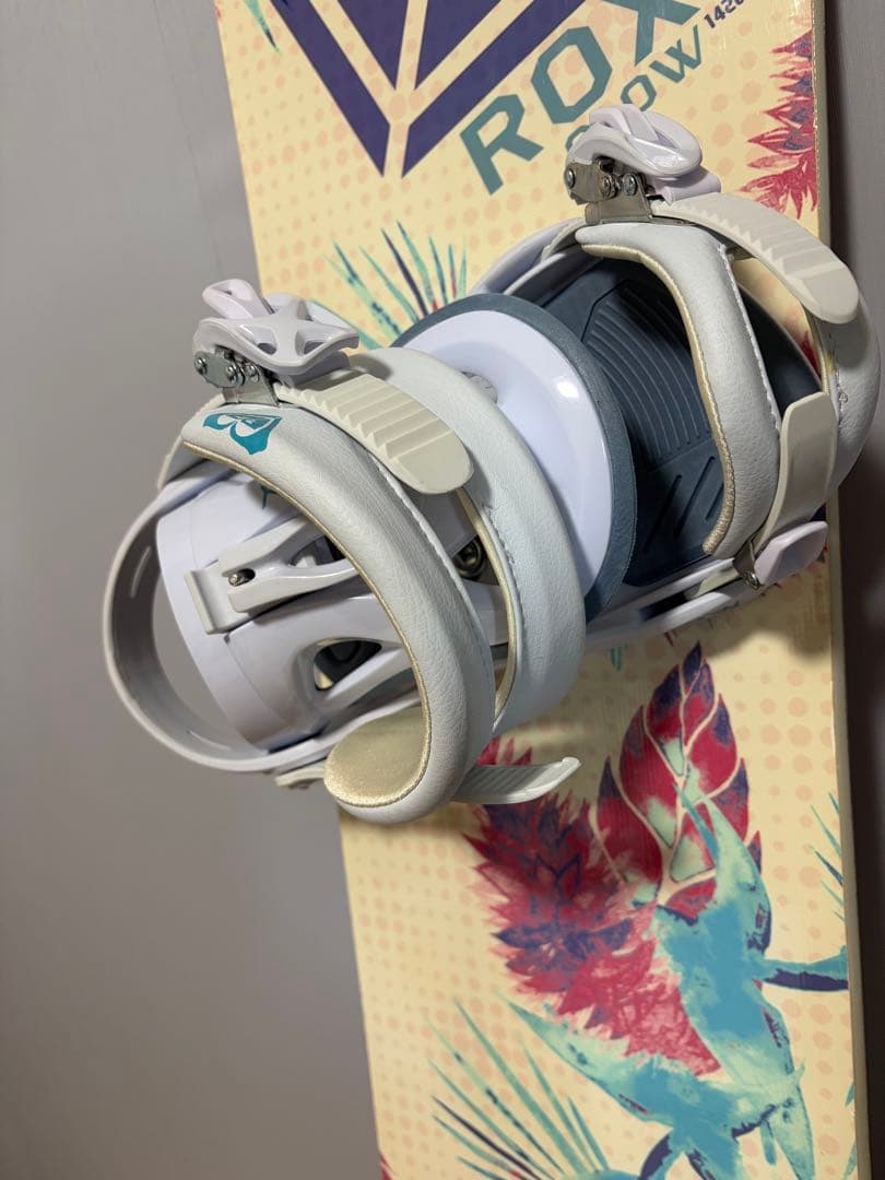 【週末限定価格！】ROXY スノーボード 142cm ケース付き