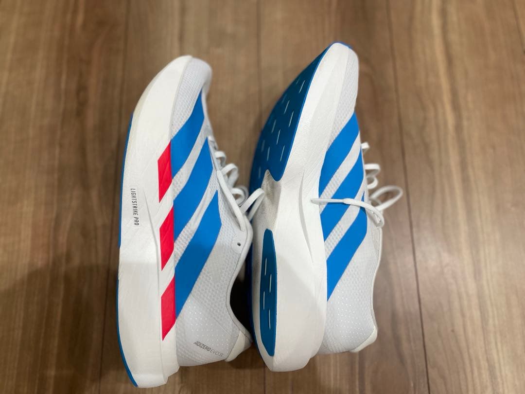 アディダス　evoSL WOVEN 27センチ