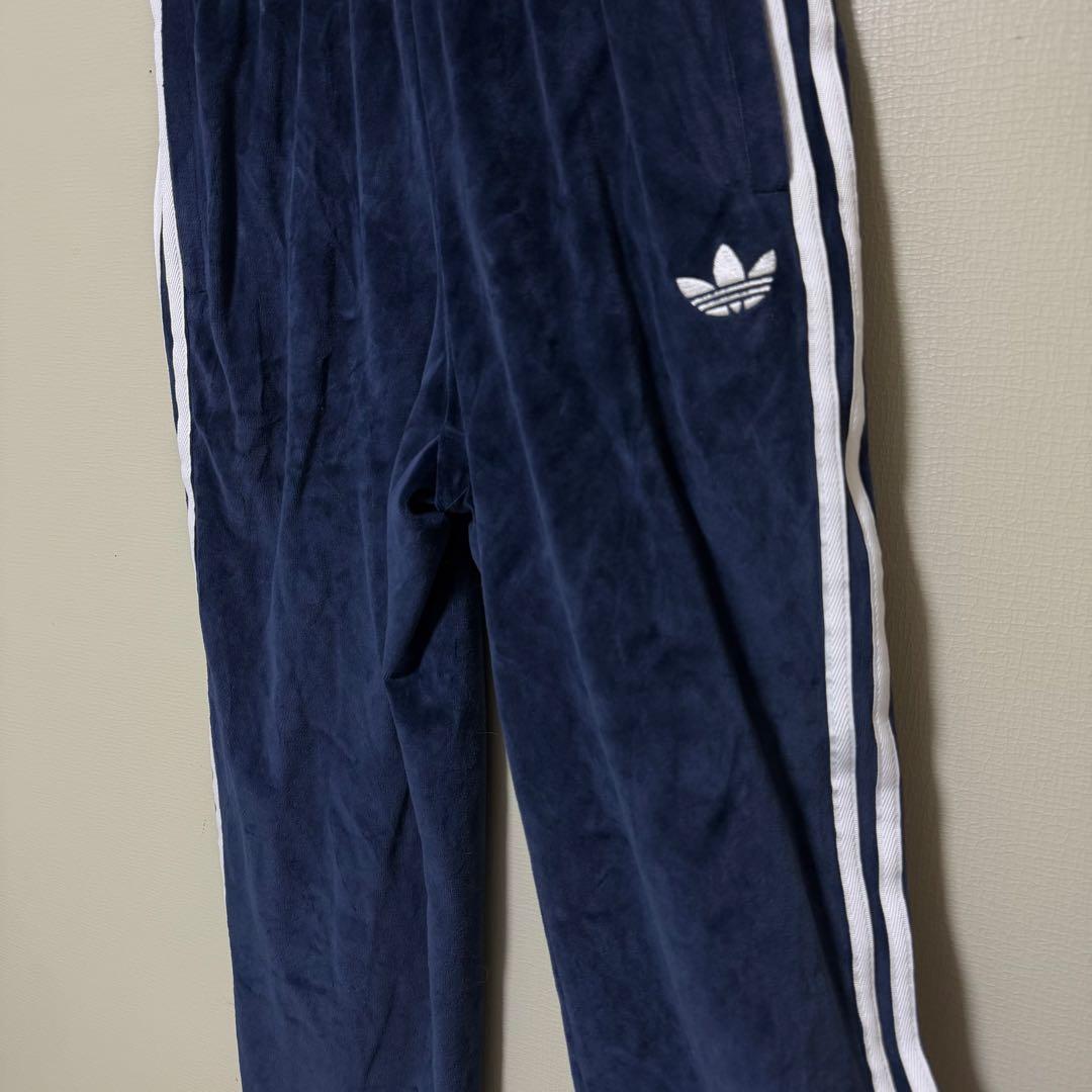 adidasorignal トラックパンツ　ベロア　ネイビー　サイズM