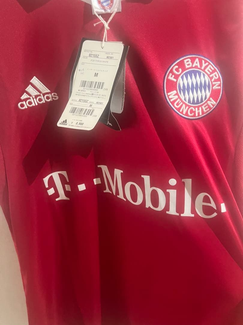 サッカー　adidas バイエルン　ユニフォーム　ユニフォーム　未使用、タグ付き