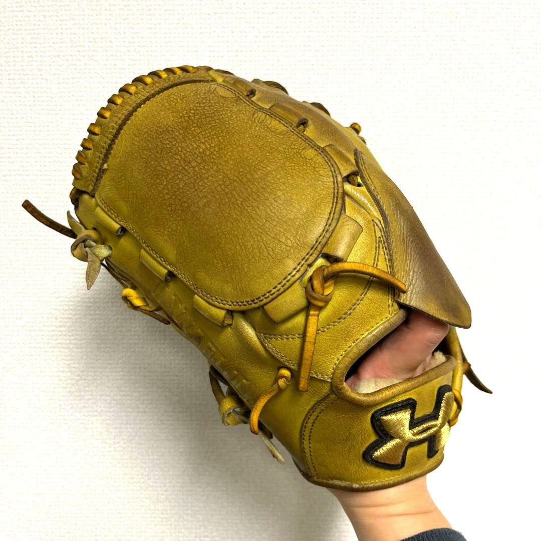 970 アンダーアーマー 即戦力 型良 硬式 投手用グローブ 左投げ