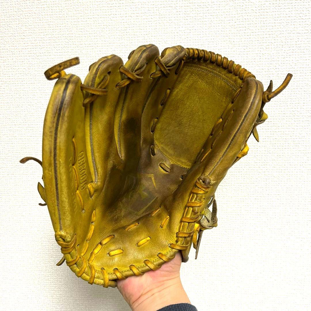 970 アンダーアーマー 即戦力 型良 硬式 投手用グローブ 左投げ