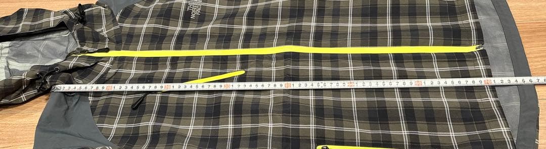 THE NORTH FACE チェック柄ウィンドブレーカー