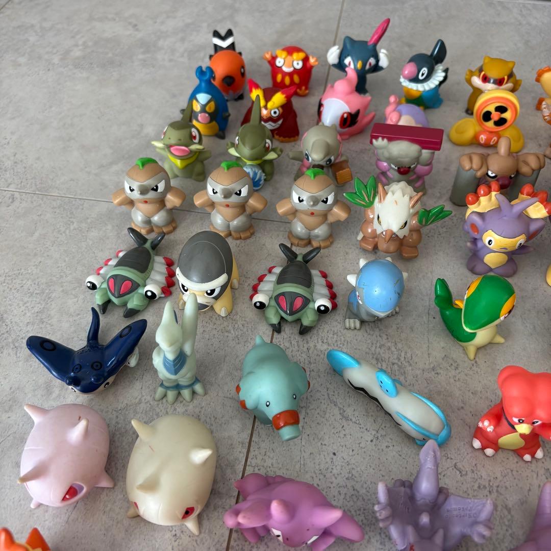 ポケモン 指人形 ポケモンキッズ 101体まとめ売り 人気ポケモン多数！