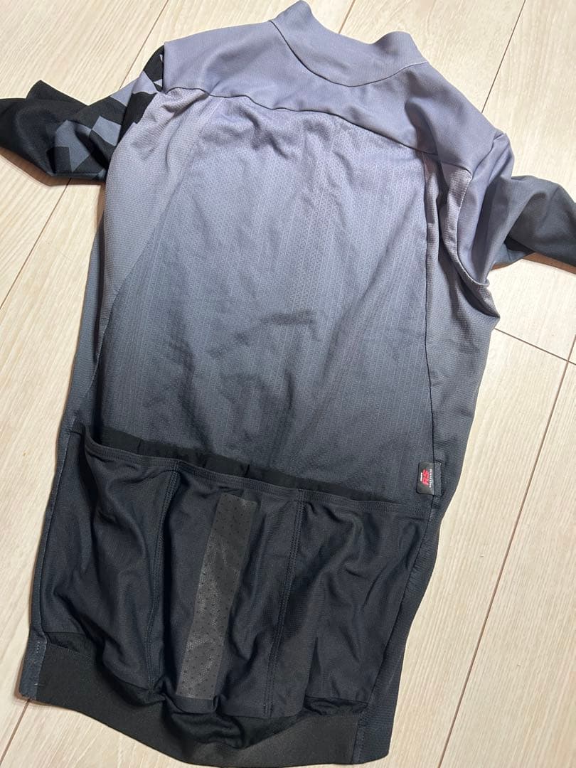 ASSOS TARGA サイクルジャージ グラデーショングレー