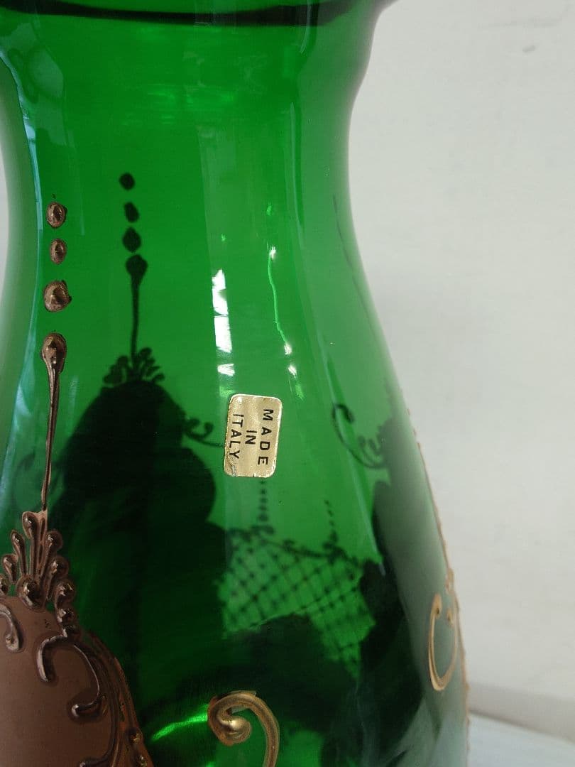 イタリア製　緑色ガラス花瓶 金箔装飾