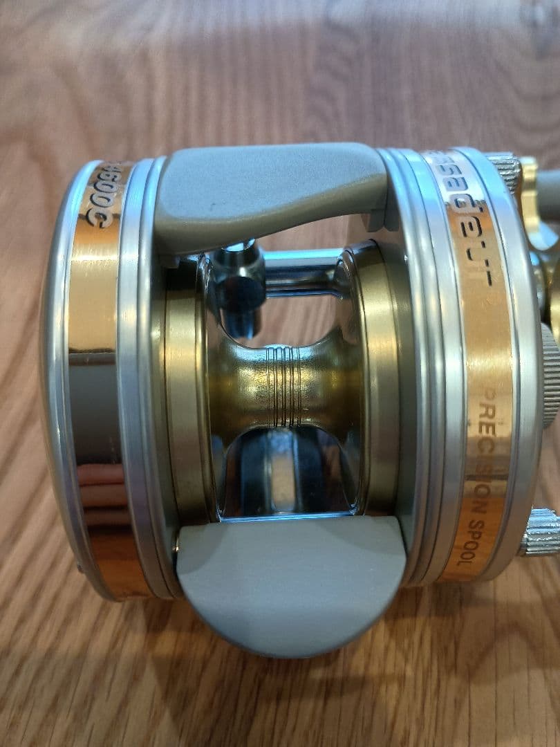 Ambassadeur UC 4600C ベイトリール