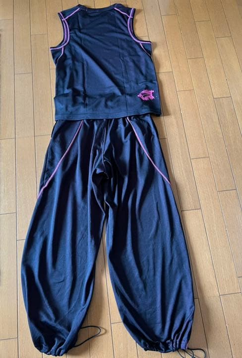 レスミルズ　スポーツウェア　セットアップ　Sサイズ