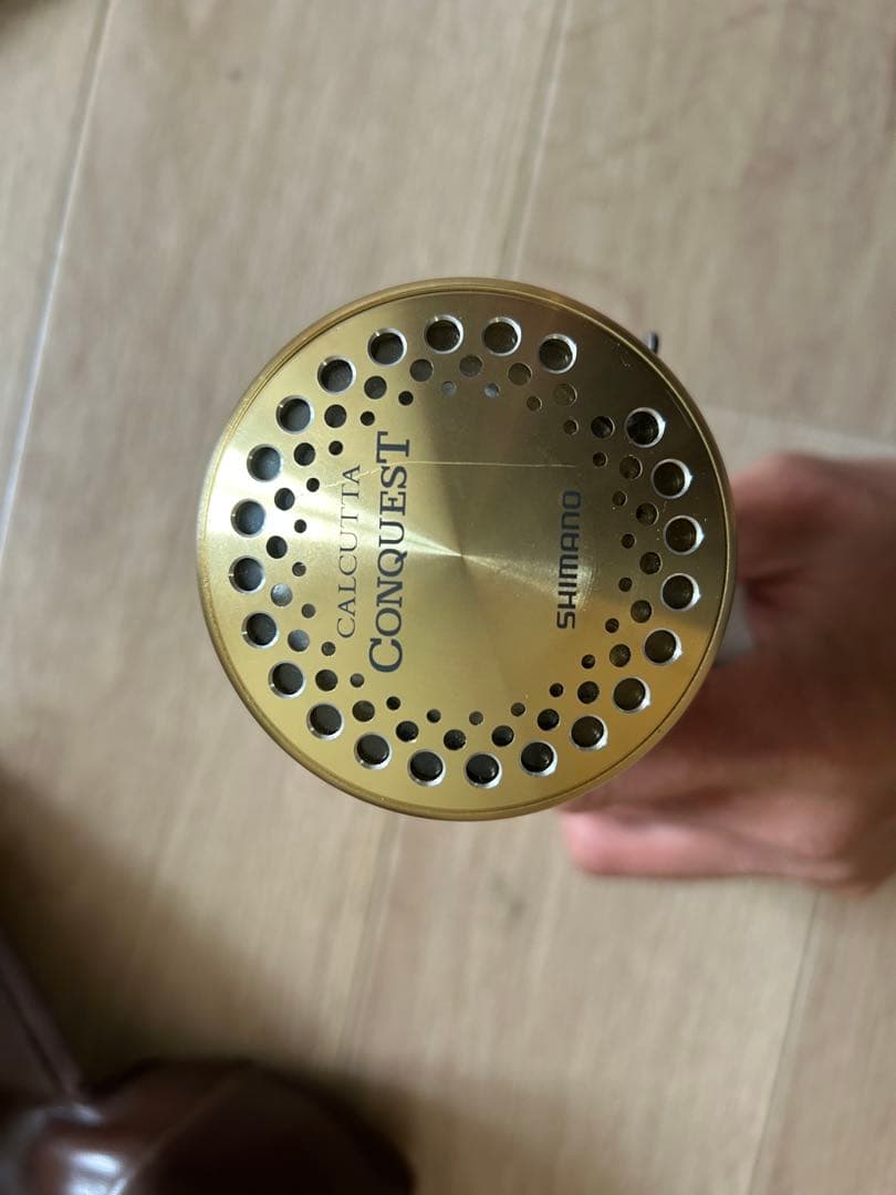 リール Shimano Calcutta Conquest 300