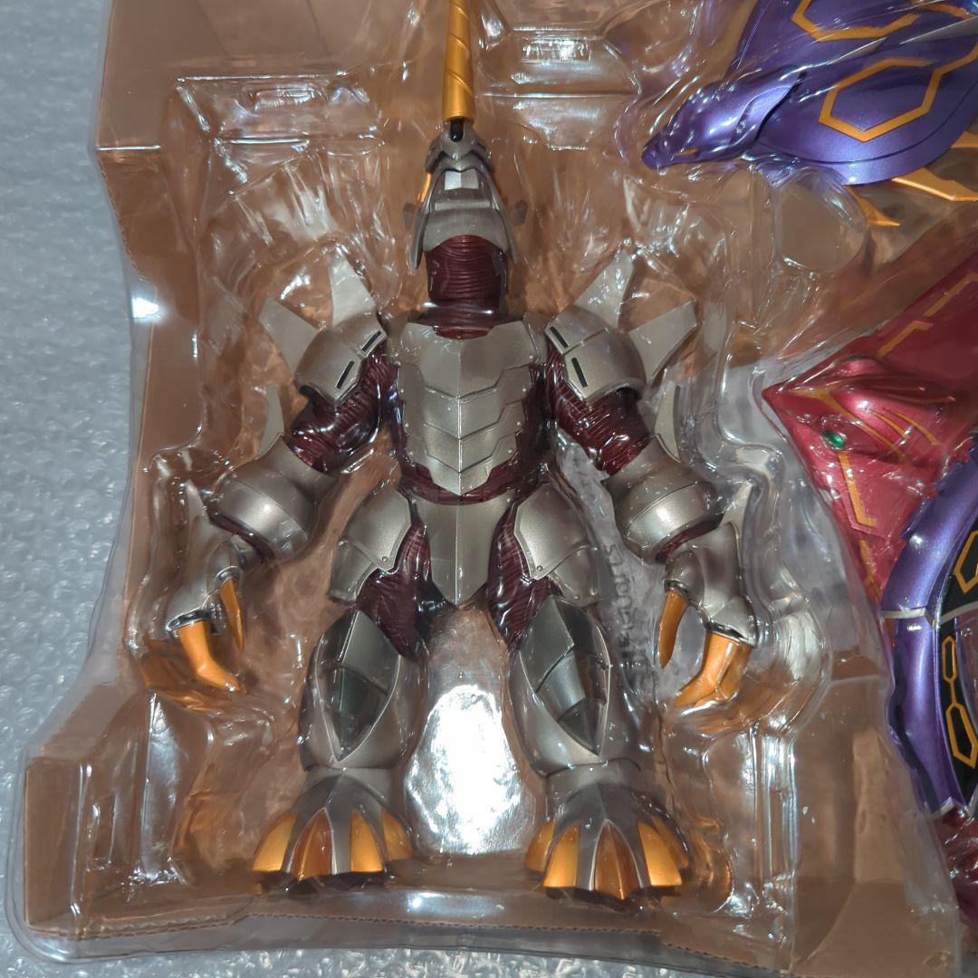 【限定・未使用品】S.H.フィギュアーツ ジェノサイダー 仮面ライダー龍騎 王蛇