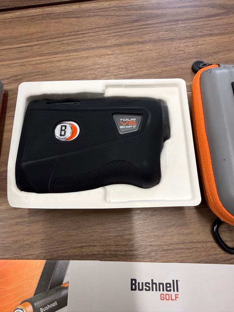 Bushnell TOUR V6 ゴルフ用レーザー距離計