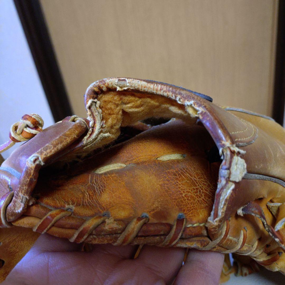ミズノプロ一般硬式用グローブ　破れあり