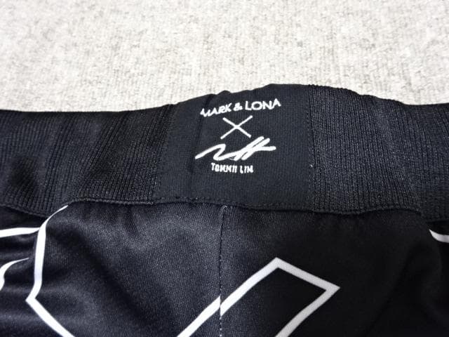 レア!!MARK&LONAマークアンドロナ・Tommii Limショートパンツ