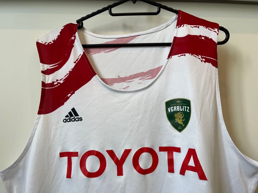 アディダス adidas製 トヨタヴェルブリッツ タンクトップ 選手支給品
