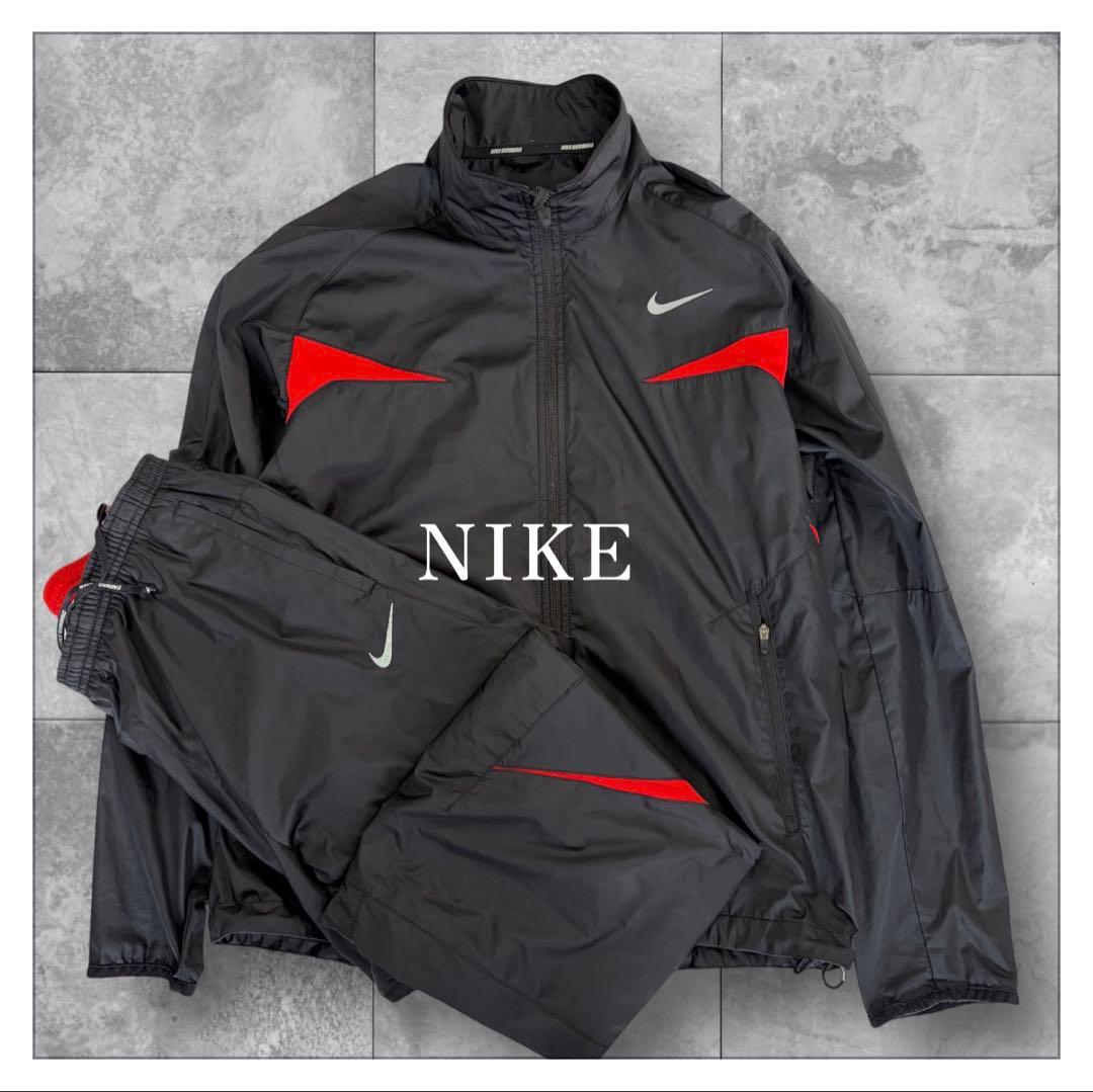 ナイキ　Nike ウォームアップスーツ　上下セット ブラック/レッド M