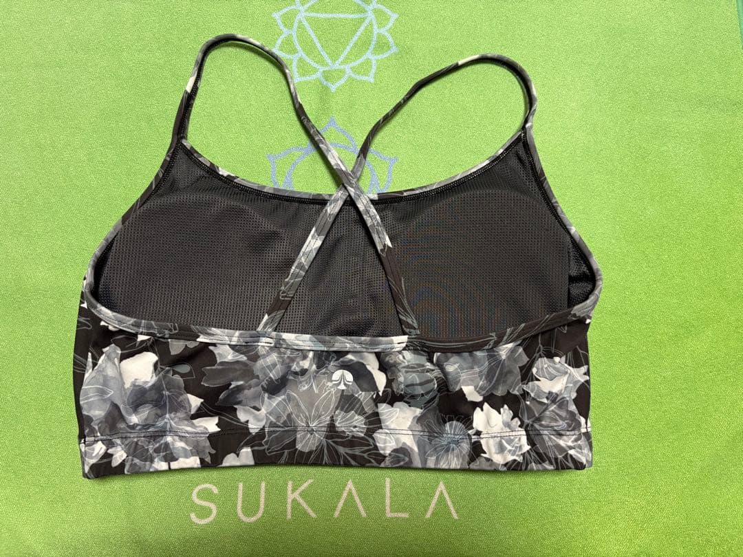 【SUKALA 】 花柄ブラトップとレギンスセットアップ Lサイズ