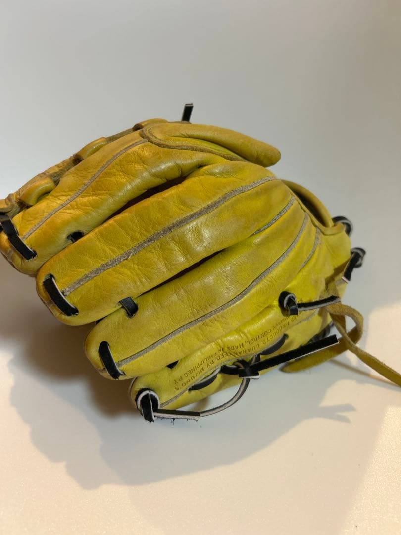 Mizuno 軟式グローブ イエロー