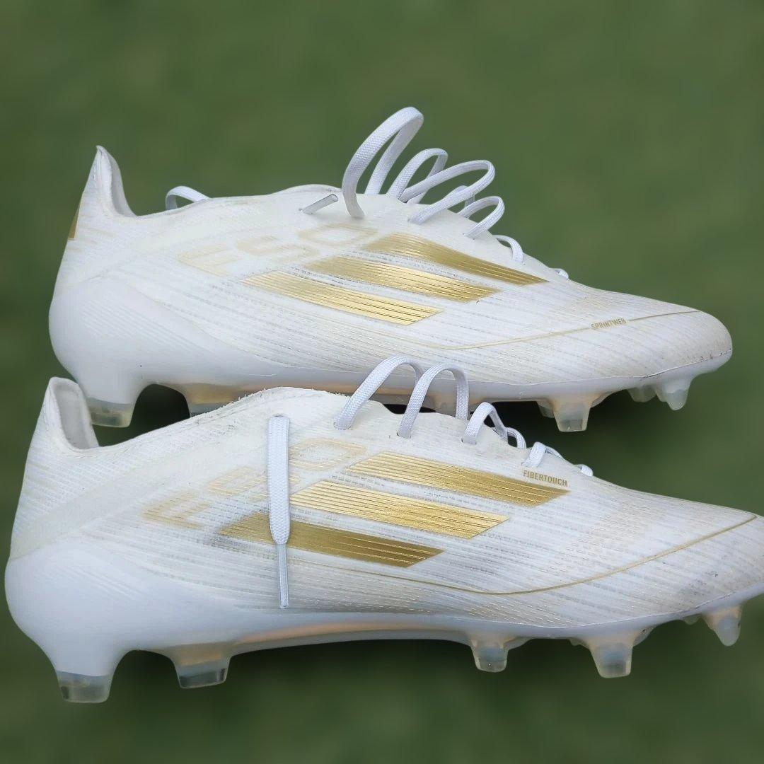 サッカースパイク　adidas F50　25.5センチ