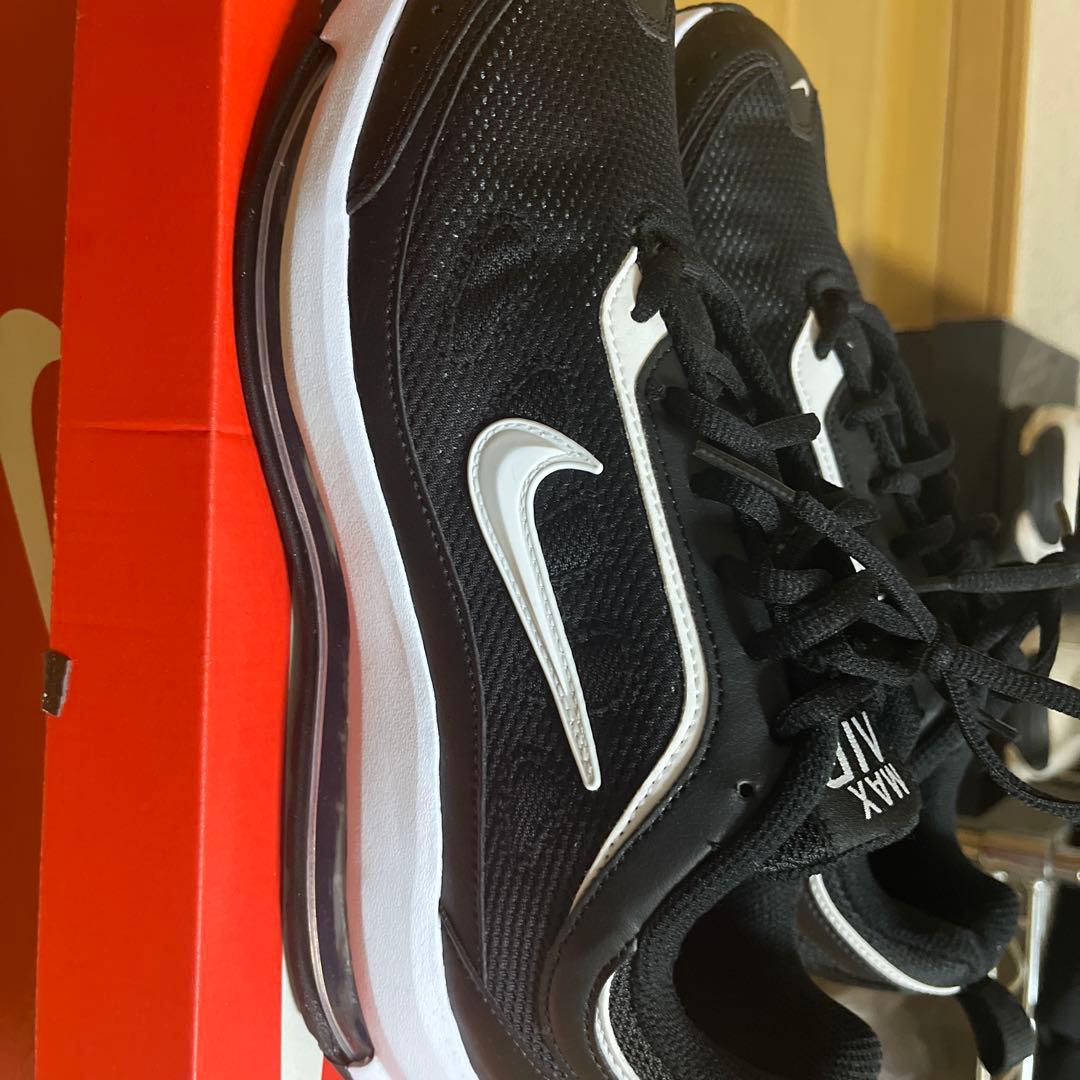 Nike Air Max 黒 シューズ