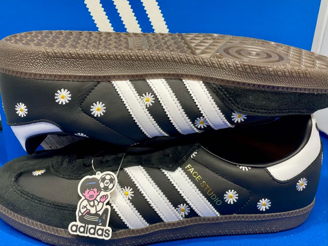adidas FACE STUDIO シューズ 黒/白 花柄
