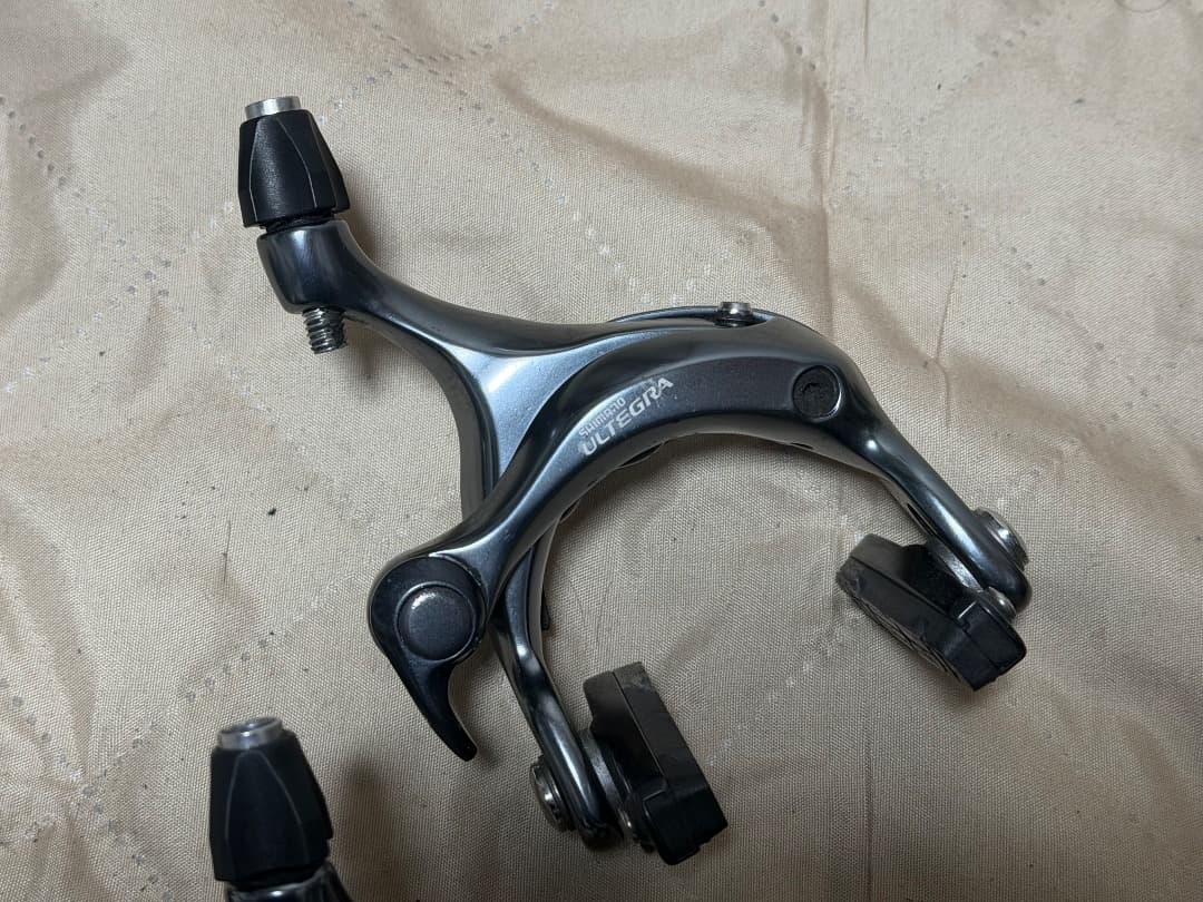 最終値下げShimano Ultegra 6770 Di2 コンポーネントセット