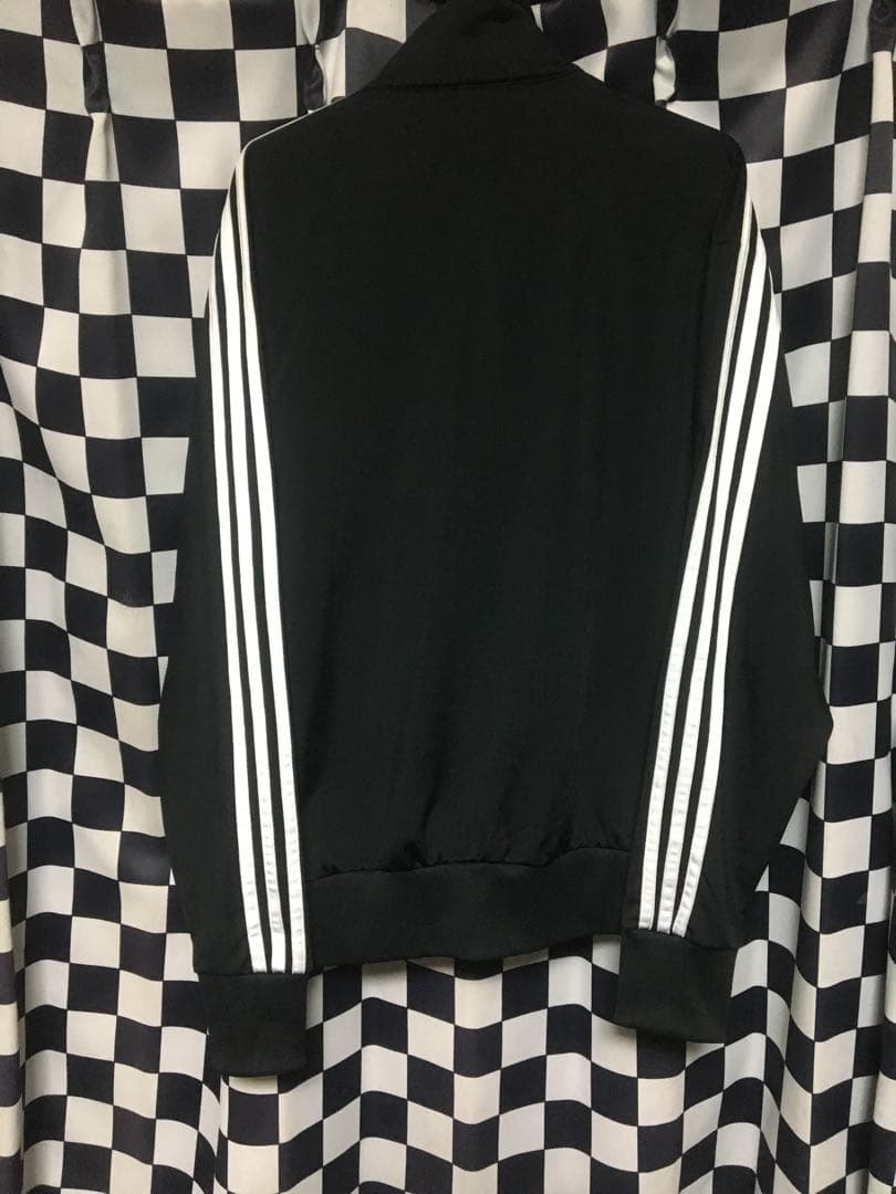 アディダス　adidas トラックジャケット　黒　M ジャージ