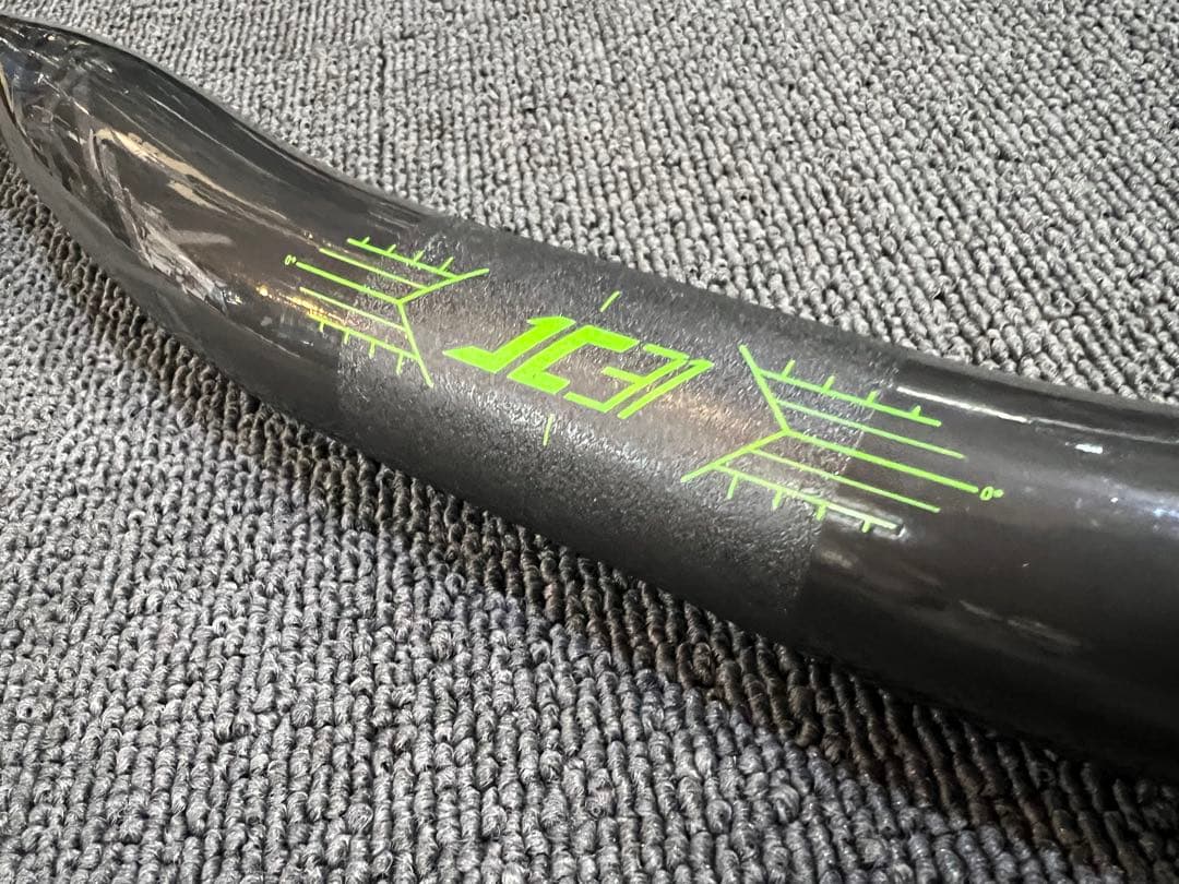 パーツ TRUVATIV DESCENDANT 35 CARBON RISER BAR