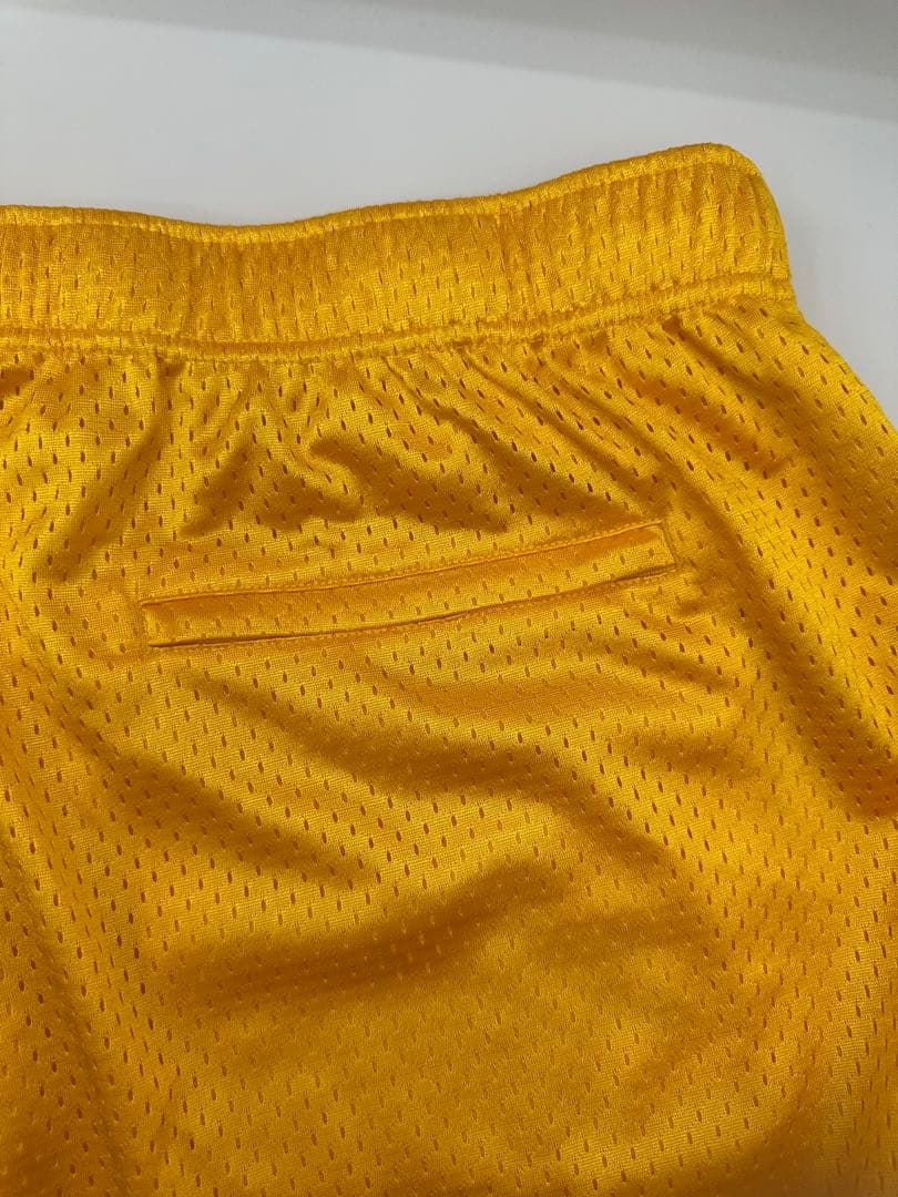 ウェア Supreme Small Box Baggy Mesh Short (M)