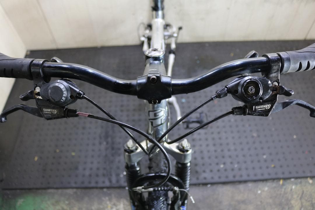 GT アグレッサーAGRESSOR 26インチ アルミ 21速420mm MTB